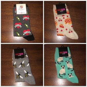 4 women’s socks for $10!!